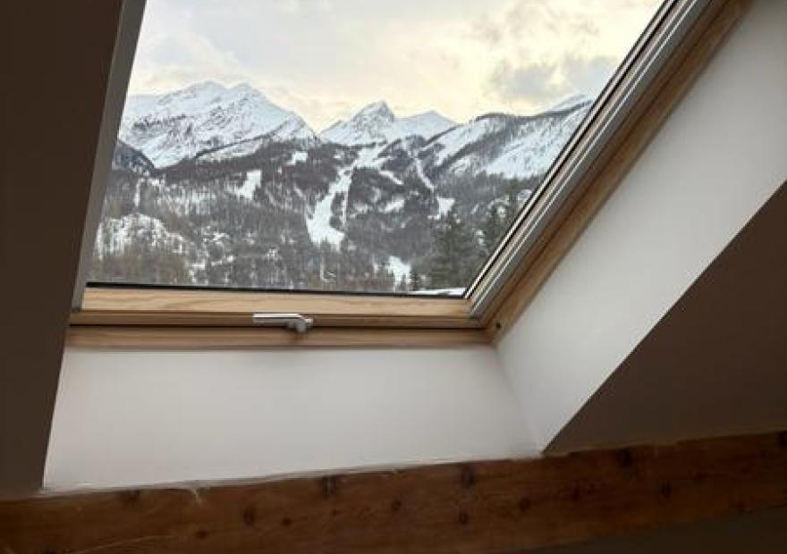 4-pieces-esprit-chalet-jean-velux-serre-chevalier-monetier