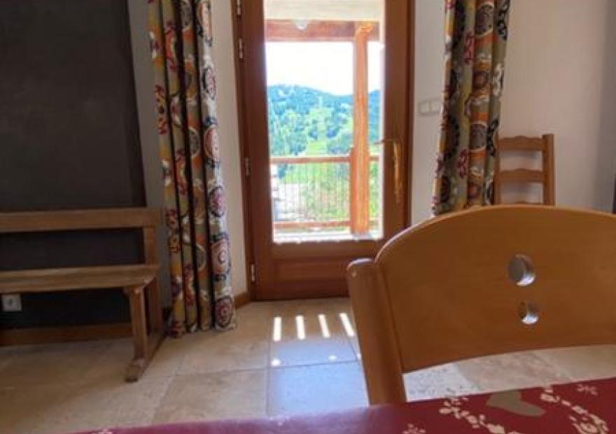 2-pieces-ecrin-lauze-maj-sch-entree-serre-chevalier-chantemerle