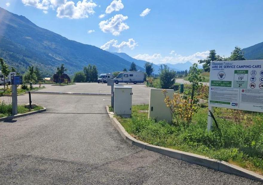 Aire de service Camping Car - Les Charmettes_Le Monêtier-les-Bains