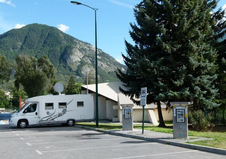 Aire de service Camping Car - Esplanade Jean-Marie Leblanc