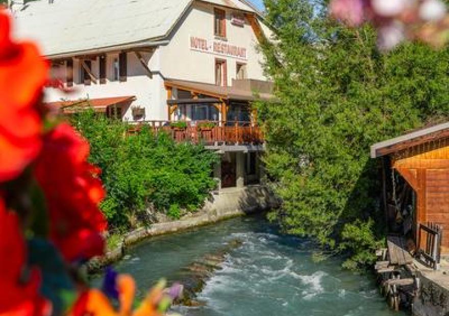 Logis Hôtel et Spa Le Christiania_La Salle-les-Alpes