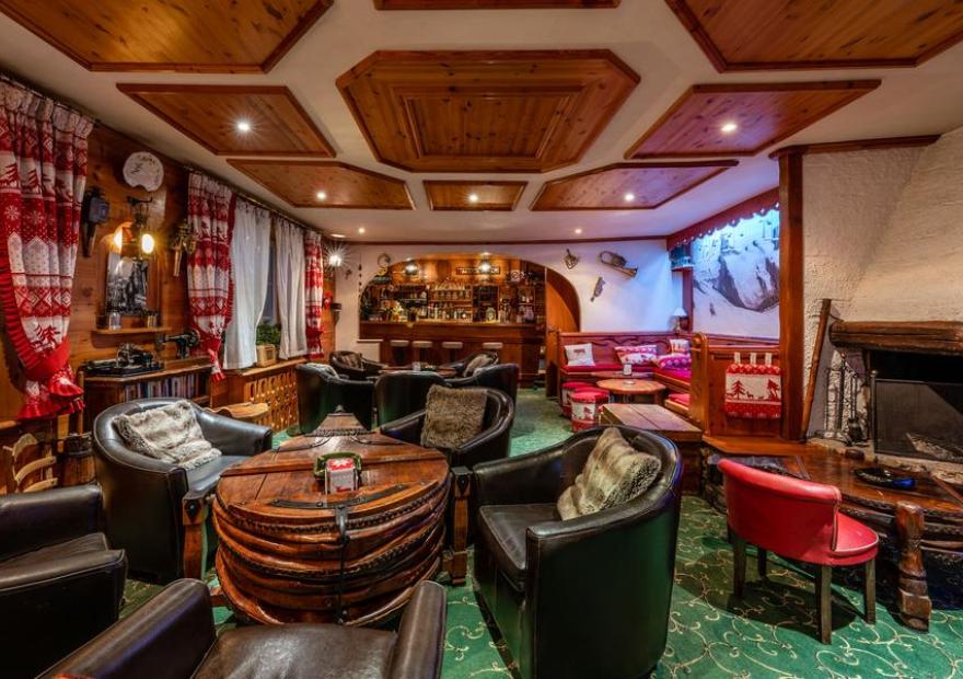 Logis Hôtel et Spa Le Christiania_La Salle-les-Alpes