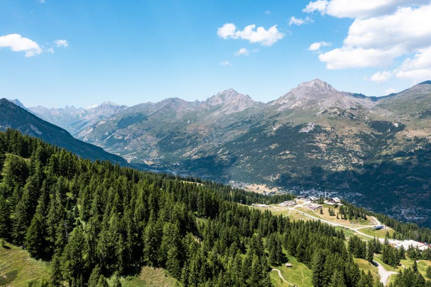 Domaine de Serre Chevalier l'été