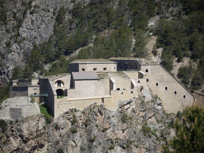 Perspective fort des Salettes