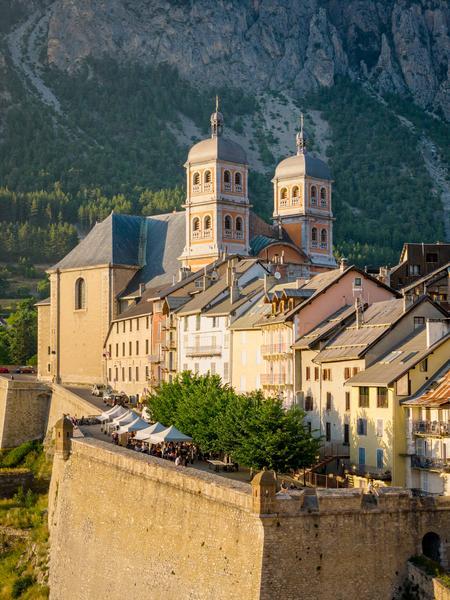 Guided tour : discover Briançon UNESCO and its history_Briançon