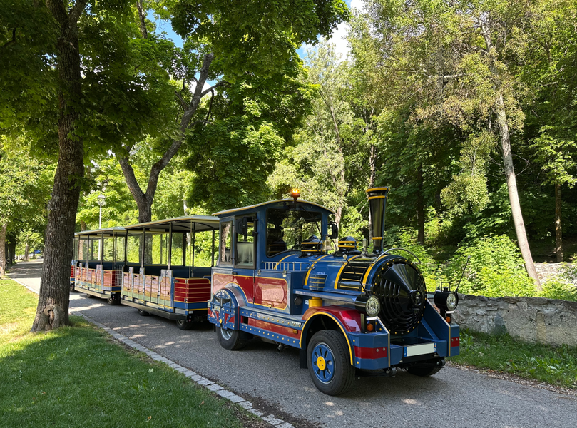 Le petit train de Briançon_Briançon