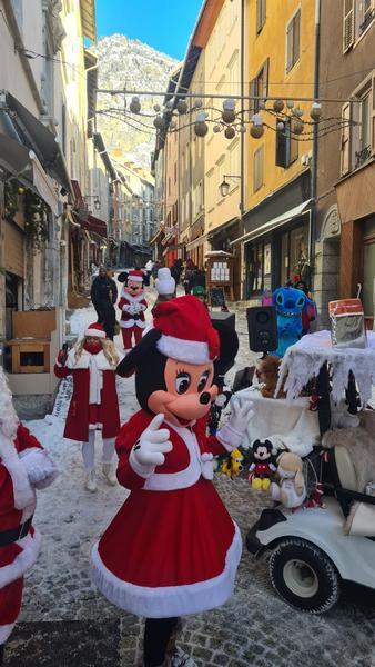 Parade Christmas Car_Briançon